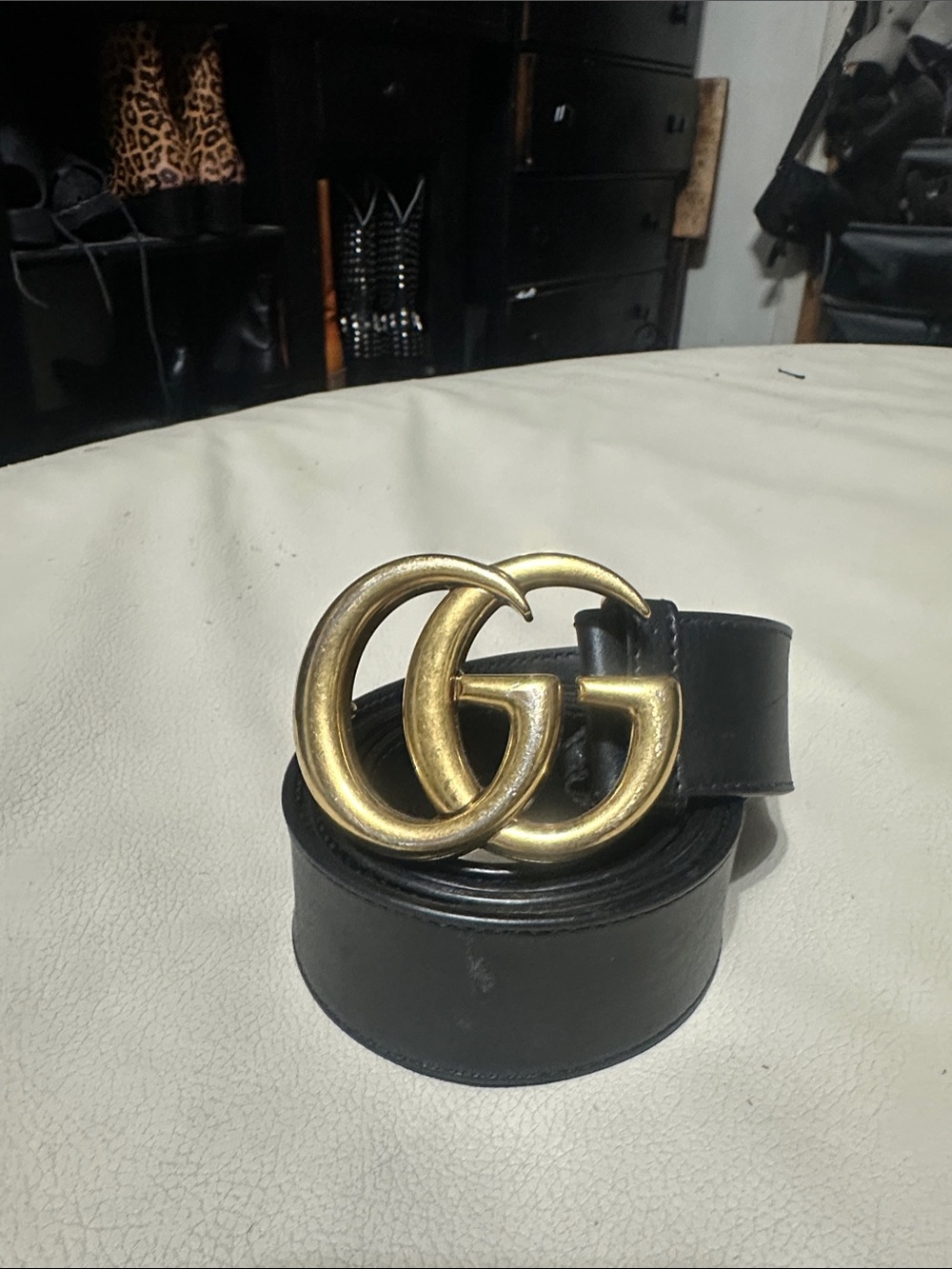 Gucci Black Leather Belt with Gold Double G Buckle 110-44
